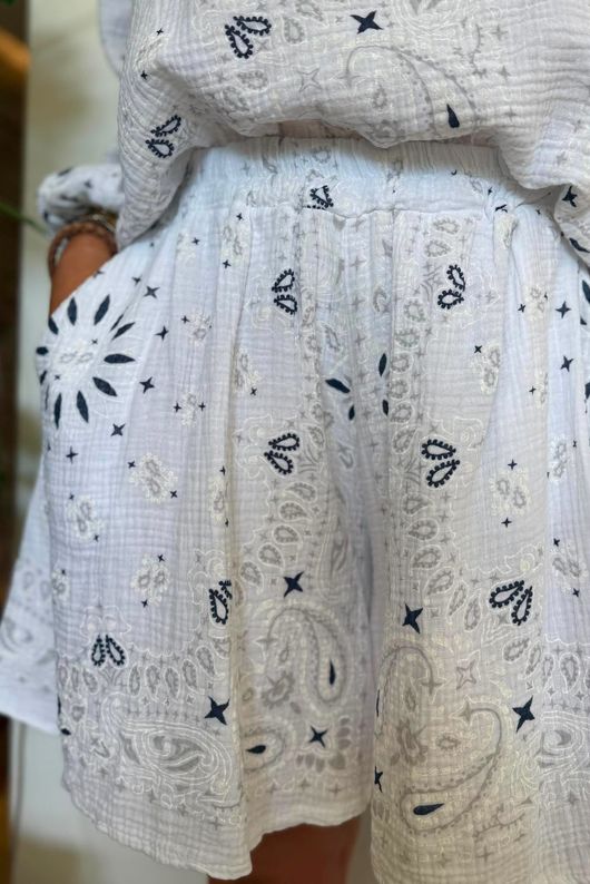 Ole Bubble Cotton Bandana Shorts White